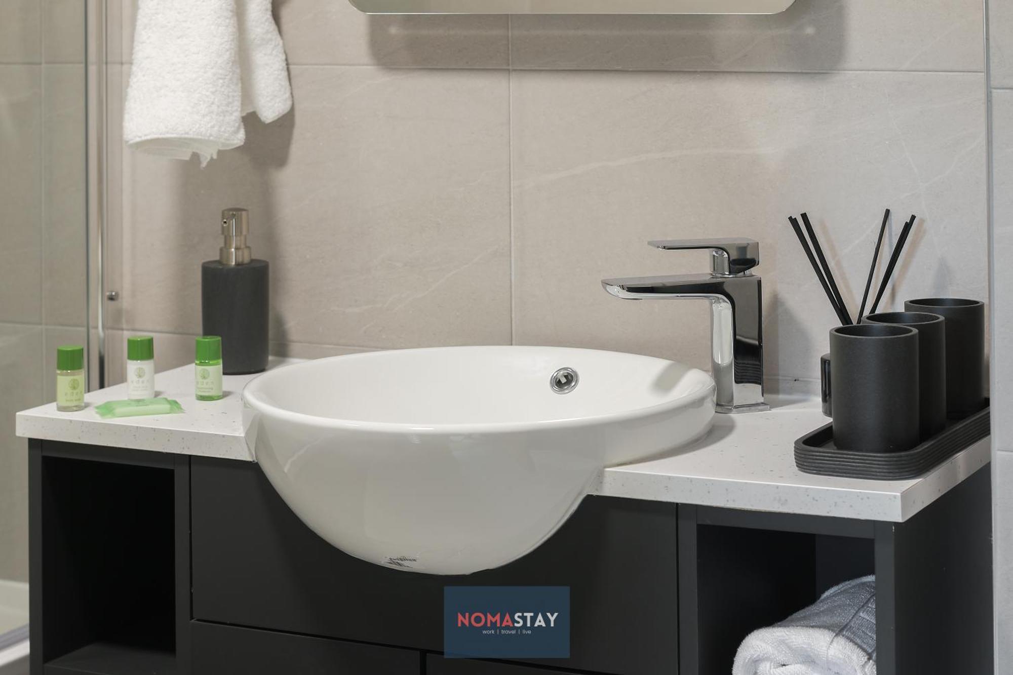 Nomastay, Corporate, Families, Relocation, 3 Bed, 2 Bath, Parking, Next To The Hospital, University, City Center シェフィールド エクステリア 写真